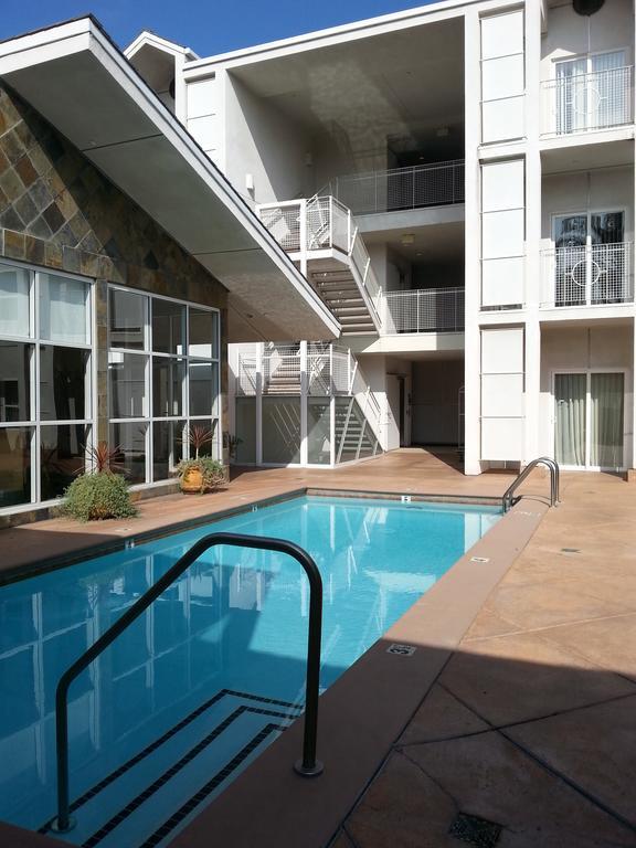 Corporate Inn Sunnyvale - All-Suite Hotel Buitenkant foto