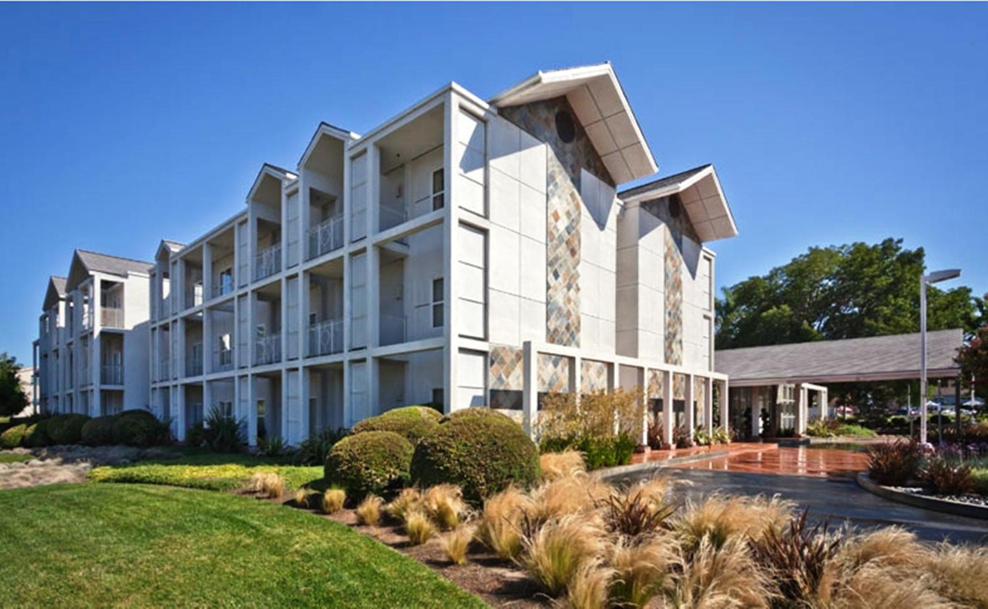 Corporate Inn Sunnyvale - All-Suite Hotel Buitenkant foto