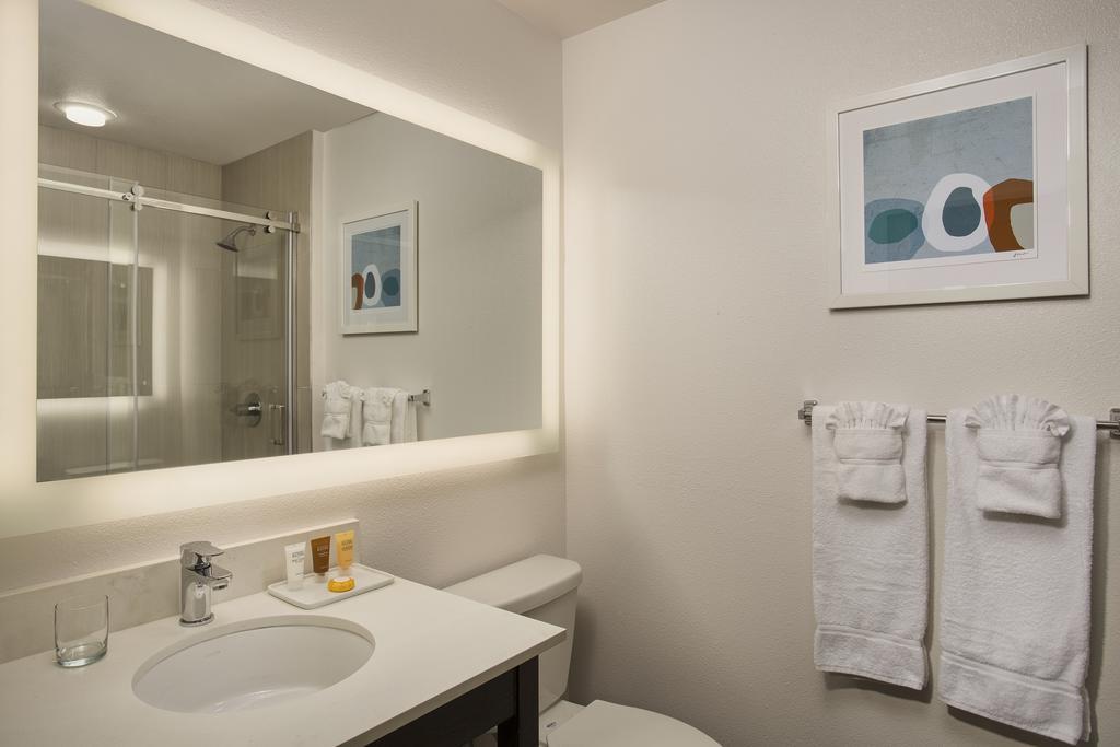 Corporate Inn Sunnyvale - All-Suite Hotel Buitenkant foto