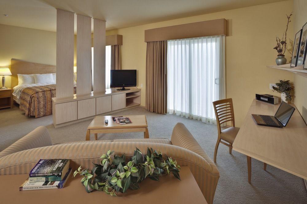 Corporate Inn Sunnyvale - All-Suite Hotel Buitenkant foto